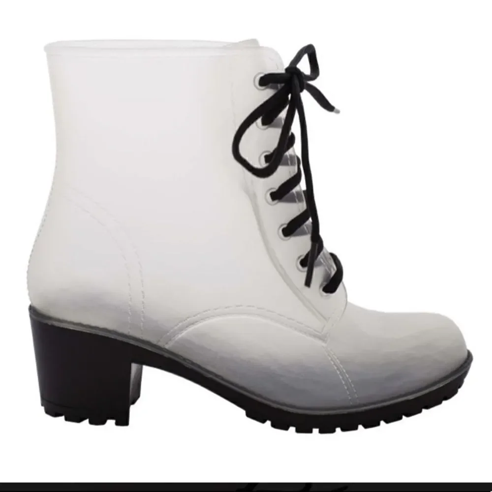 Daisy Boot - Black Sole